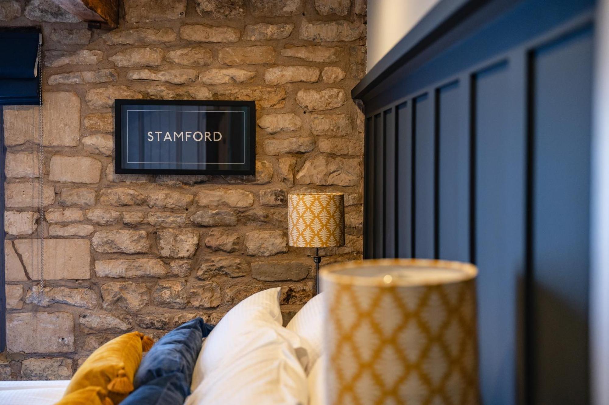 Luxury Town Centre Loft Apartment In Converted Granary Stamford Eksteriør bilde