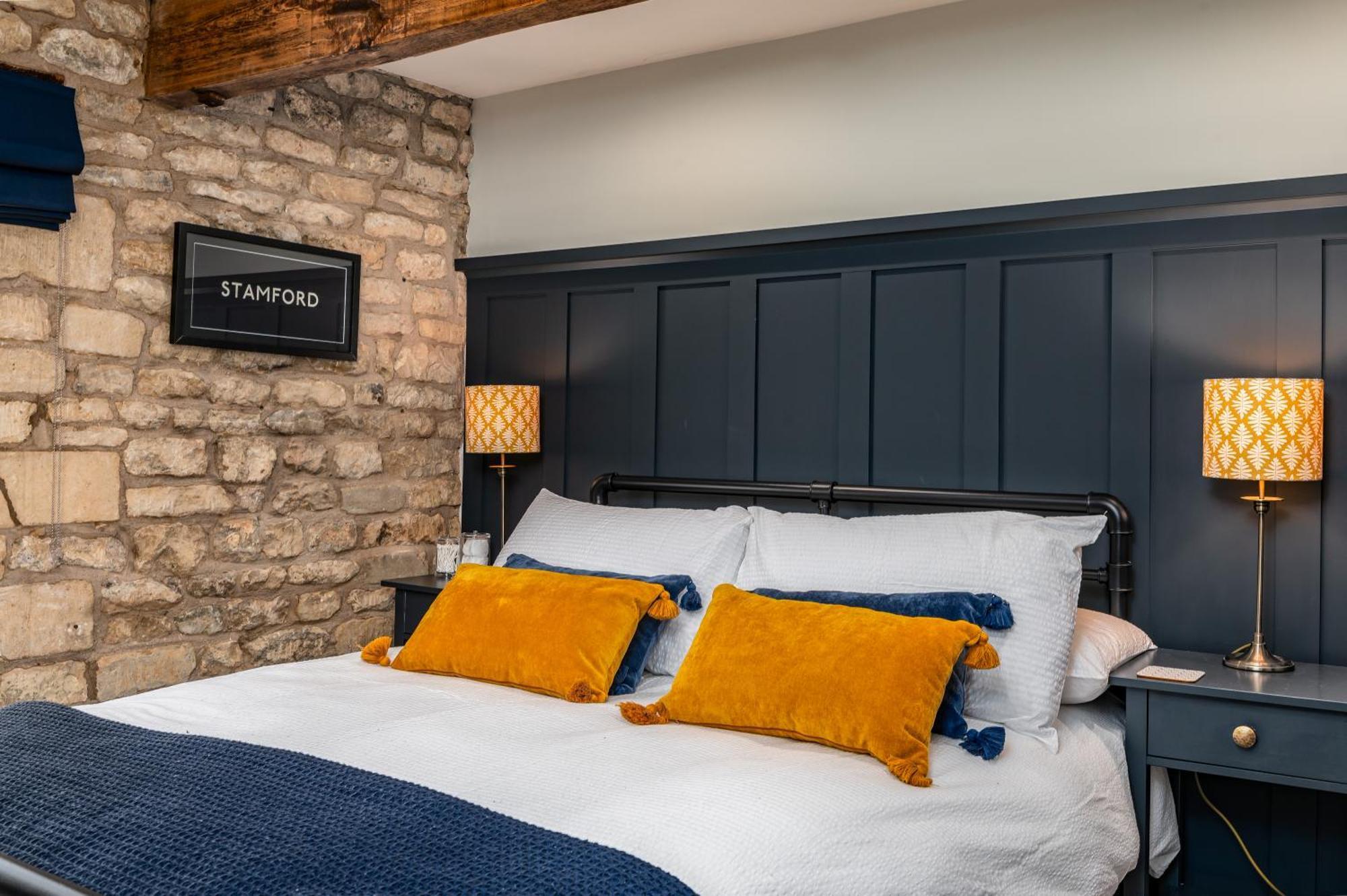 Luxury Town Centre Loft Apartment In Converted Granary Stamford Eksteriør bilde