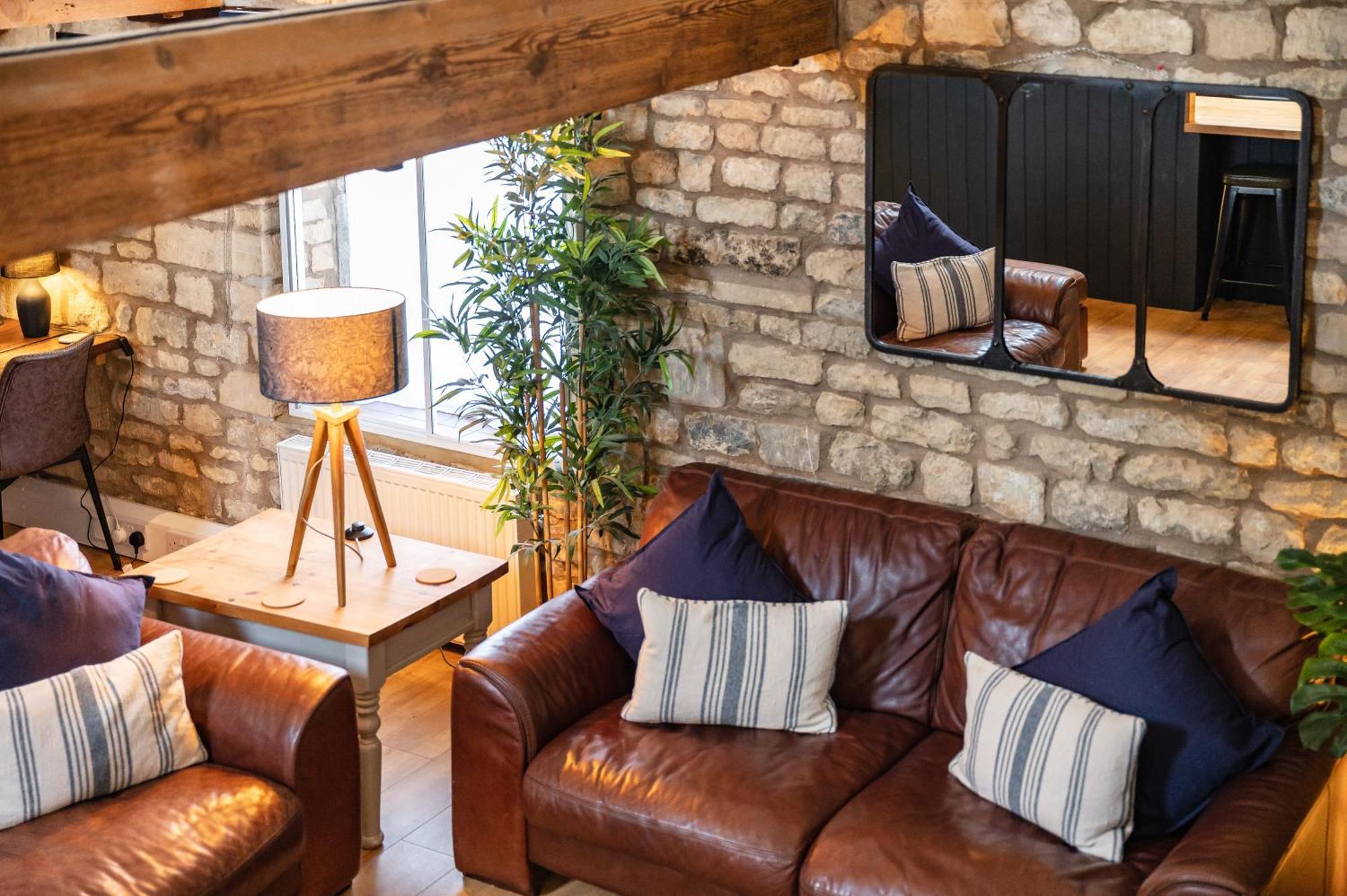 Luxury Town Centre Loft Apartment In Converted Granary Stamford Eksteriør bilde