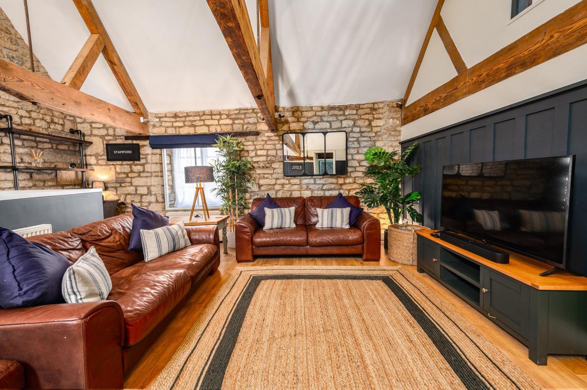Luxury Town Centre Loft Apartment In Converted Granary Stamford Eksteriør bilde